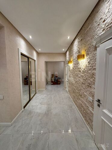 2 otaqlı yeni tikili - Azadlıq Prospekti m. - 138 m² (12)
