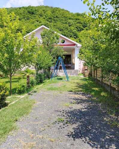 3 otaqlı həyət evi/bağ evi - Qax - 120 m² (1)