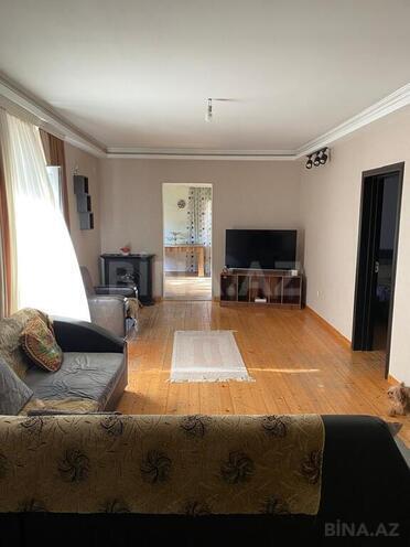 6 otaqlı həyət evi/bağ evi - Şüvəlan q. - 260 m² (1)