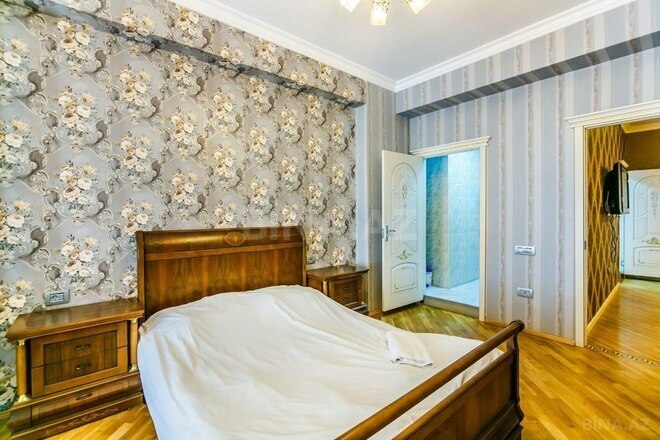 4-комн. новостройка - м. Сахил - 150 м² (19)