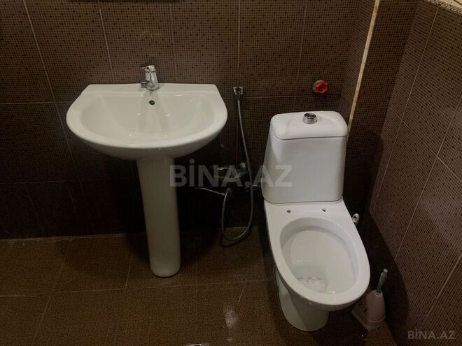 3 otaqlı köhnə tikili - İnşaatçılar m. - 65 m² (12)