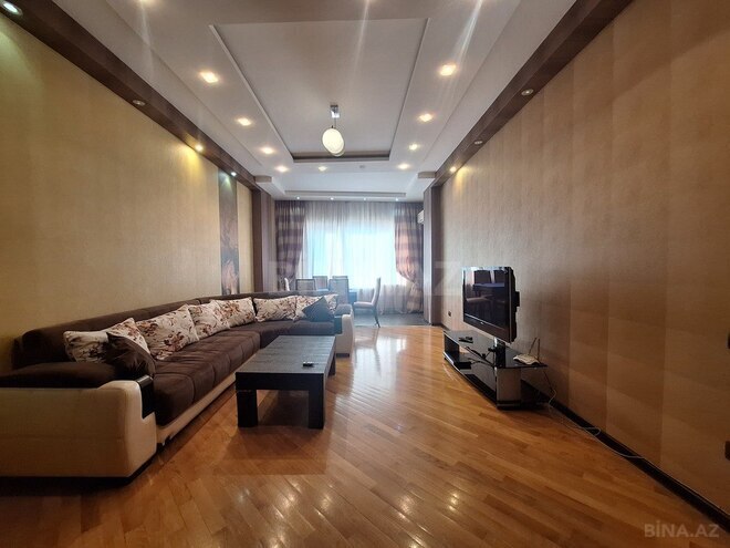 4 otaqlı yeni tikili - 28 May m. - 140 m² (1)