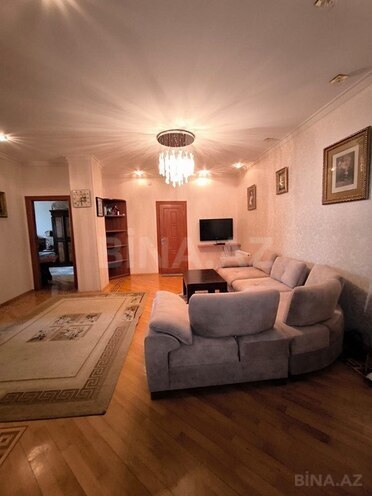 4-комн. новостройка - м. 8 ноября - 145 м² (7)