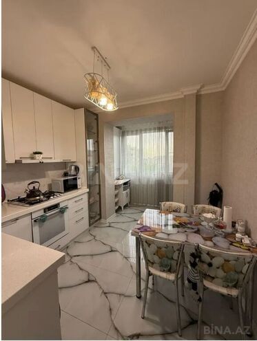 3 otaqlı köhnə tikili - 9-cu mikrorayon q. - 90 m² (4)