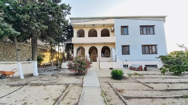 6-комн. дом/дача - пос. Нардаран - 225 м² (1)