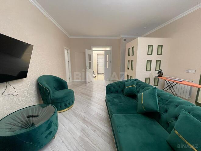 3-комн. новостройка - м. 8 ноября - 103 м² (2)