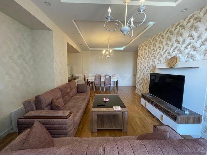 3-комн. новостройка - м. 8 ноября - 145 м² (6)