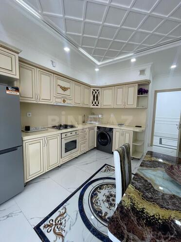 3-комн. новостройка - м. 8 ноября - 145 м² (11)