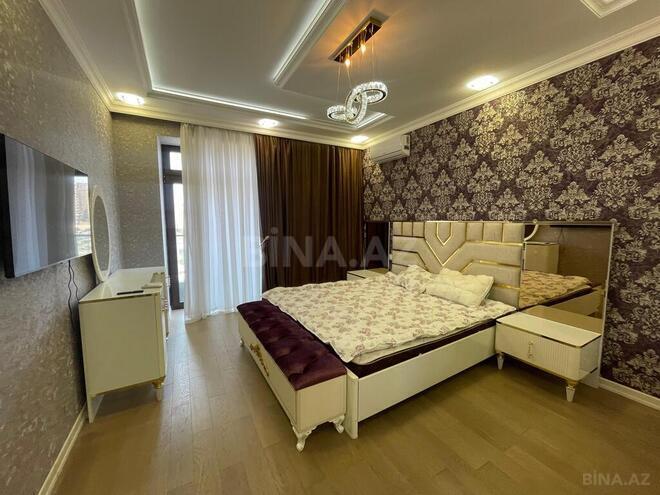 3-комн. новостройка - м. 8 ноября - 145 м² (12)