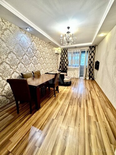 2-комн. вторичка - м. Кара Караев - 55 м² (1)