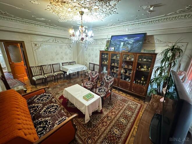 3-комн. вторичка - м. 28 мая - 56 м² (1)