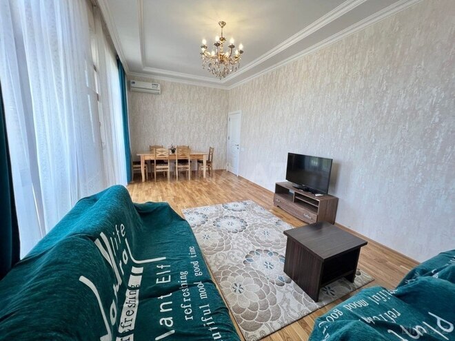 3-комн. новостройка - м. Нефтчиляр - 110 м² (2)