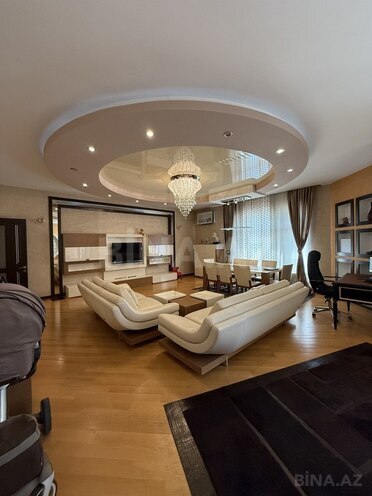 3 otaqlı yeni tikili - Elmlər Akademiyası m. - 156 m² (1)