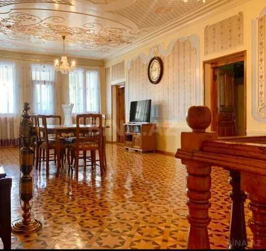 6 otaqlı həyət evi/bağ evi - Həzi Aslanov q. - 285 m² (2)