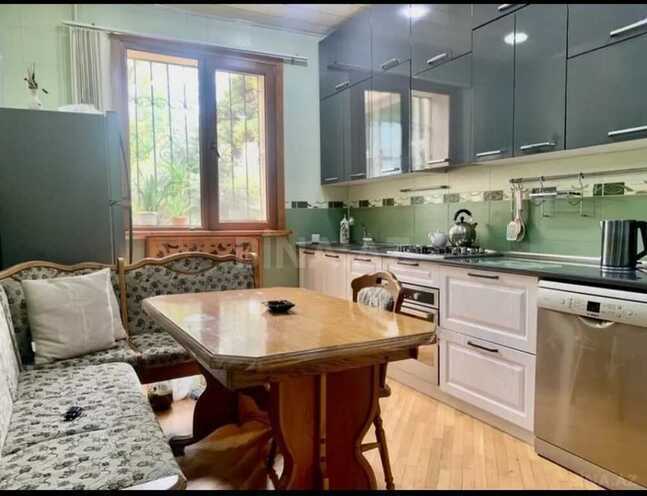 6 otaqlı həyət evi/bağ evi - Həzi Aslanov q. - 285 m² (7)