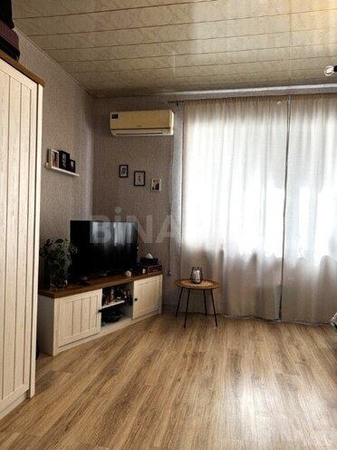 2 otaqlı köhnə tikili - 28 May m. - 52 m² (1)
