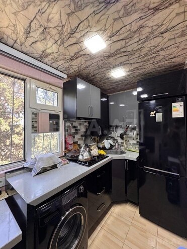Satılır 3 otaqlı köhnə tikili 65 m², Elmlər Akademiyası m., photo 12 from 16