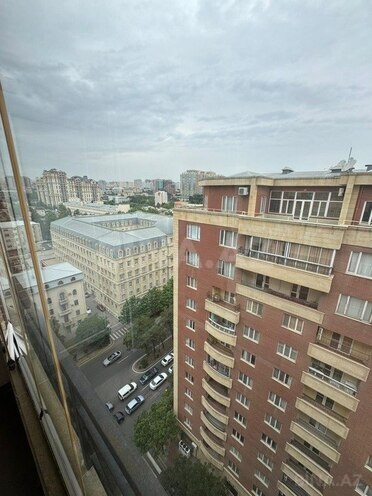 3-комн. новостройка - Насиминский  р. - 120 м² (1)
