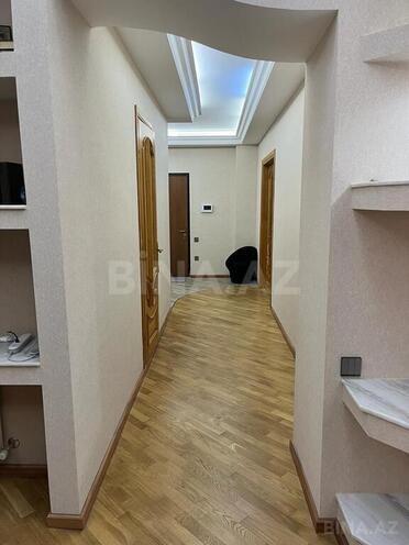3-комн. новостройка - м. 28 мая - 154 м² (26)