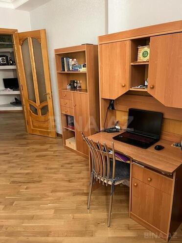 3-комн. новостройка - м. 28 мая - 154 м² (22)