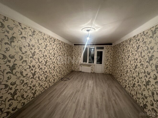 3-комн. вторичка - м. Нефтчиляр - 62 м² (8)