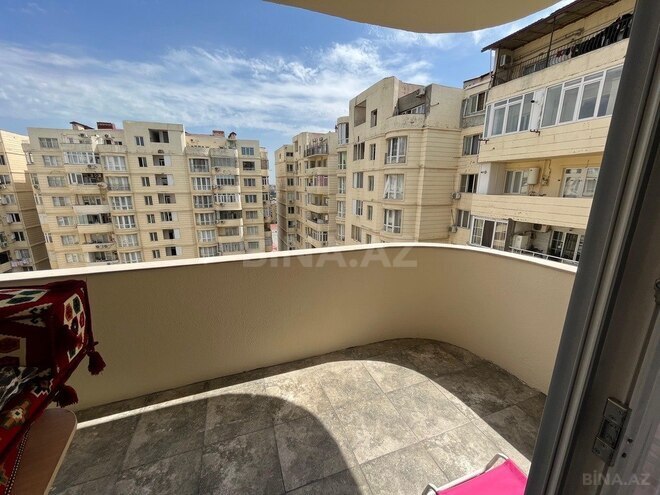 3-комн. новостройка - м. 8 ноября - 136 м² (21)