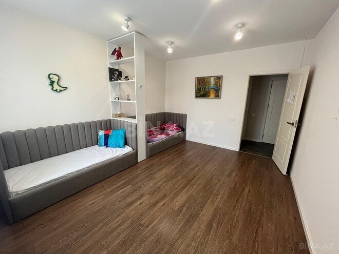 3-комн. новостройка - м. 8 ноября - 136 м² (3)