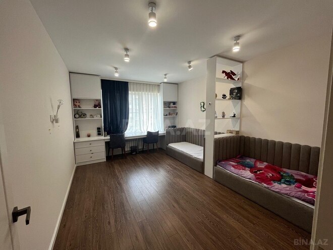 3-комн. новостройка - м. 8 ноября - 136 м² (4)