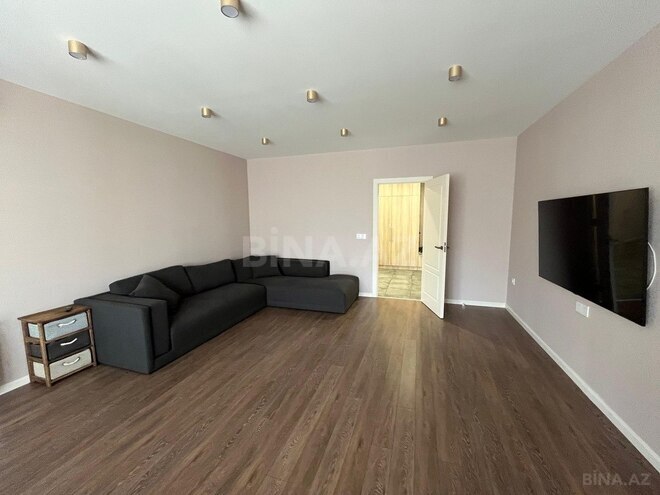 3-комн. новостройка - м. 8 ноября - 136 м² (12)