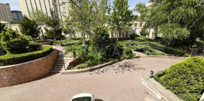5-комн. дом/дача - м. 20 января - 300 м² (3)