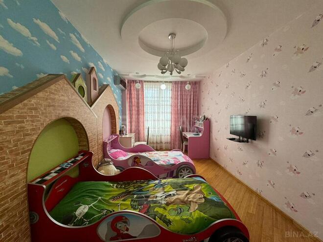 4-комн. новостройка - м. 8 ноября - 188 м² (6)