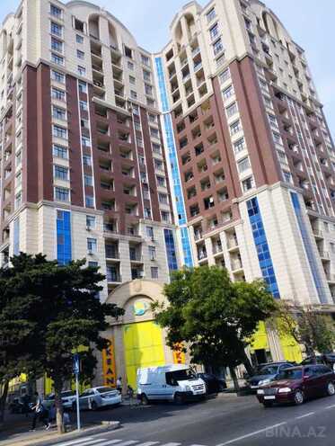 4-комн. новостройка - м. Нариман Нариманов - 181 м² (1)
