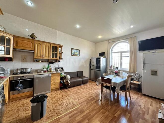 7-комн. дом/дача - м. Кара Караев - 600 м² (22)