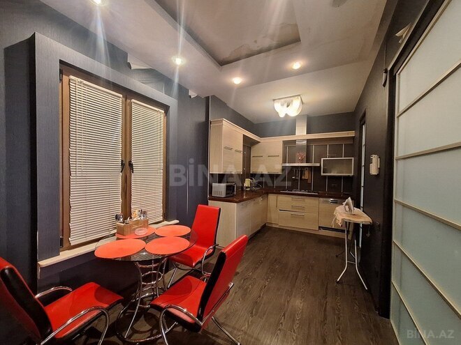 4-комн. новостройка - м. 28 мая - 140 м² (16)