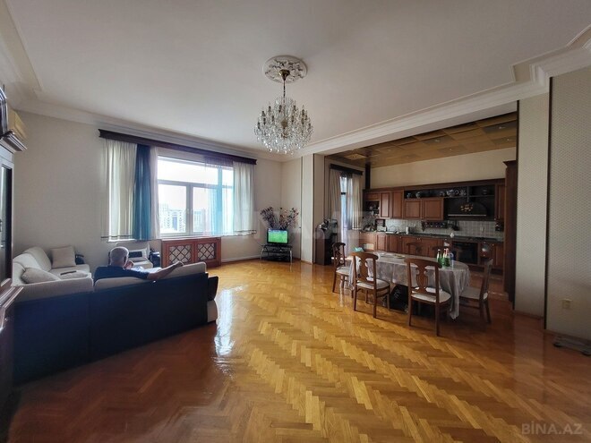 10-комн. офис - м. 28 мая - 740 м² (8)
