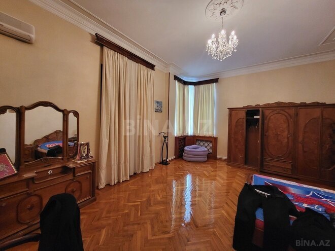 10-комн. офис - м. 28 мая - 740 м² (10)