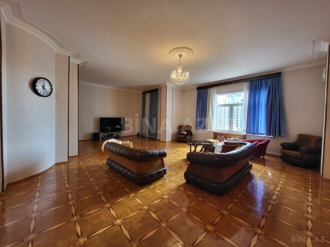 10-комн. офис - м. 28 мая - 740 м² (24)