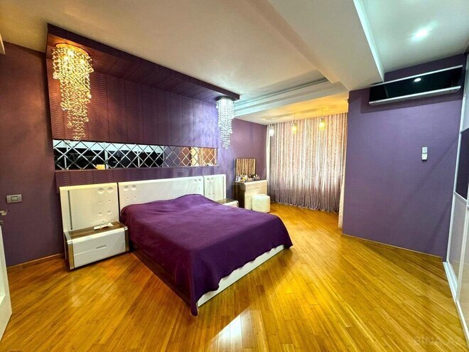 4-комн. новостройка - м. 8 ноября - 188 м² (10)