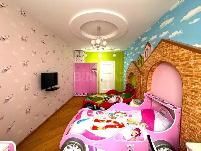 4-комн. новостройка - м. 8 ноября - 188 м² (13)
