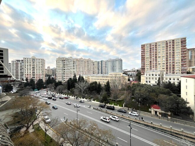 4-комн. вторичка - м. Нариман Нариманов - 110 м² (1)
