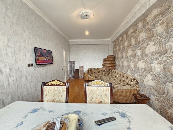 2-комн. новостройка - Абшеронcкий  р. - 61 м² (2)