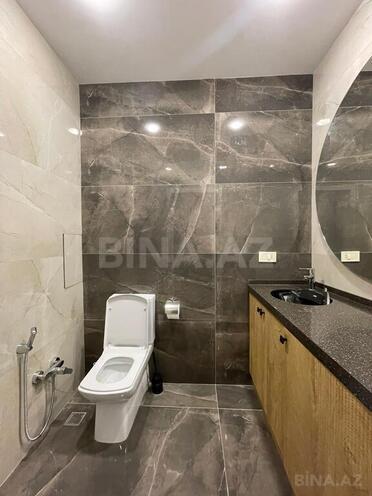 3-комн. новостройка - м. 8 ноября - 147 м² (27)