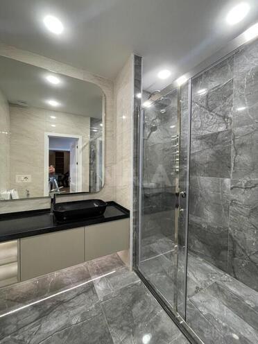 3-комн. новостройка - м. 8 ноября - 147 м² (21)