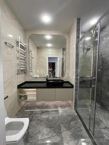 3-комн. новостройка - м. 8 ноября - 147 м² (28)