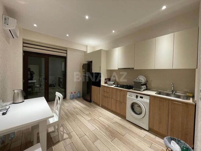3-комн. новостройка - м. 8 ноября - 145 м² (15)