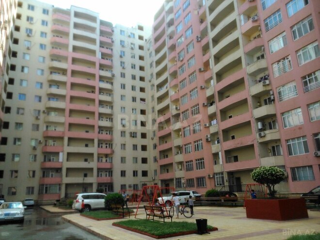 4-комн. новостройка - м. 8 ноября - 180 м² (2)