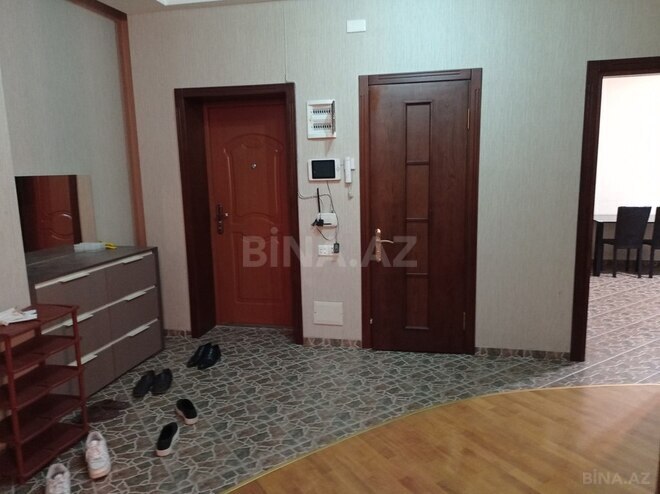 4-комн. новостройка - м. 8 ноября - 180 м² (11)