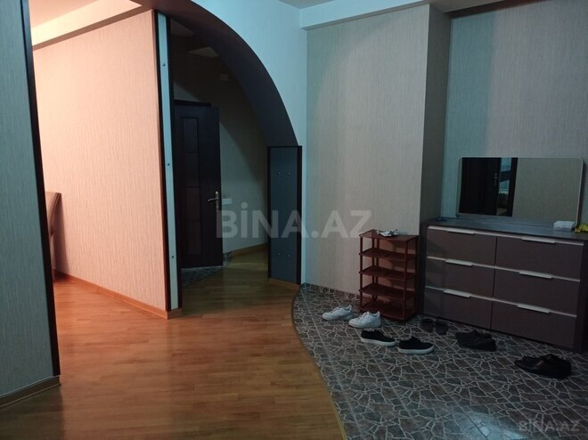 4-комн. новостройка - м. 8 ноября - 180 м² (14)