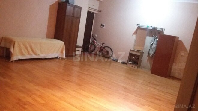 3-комн. новостройка - м. 8 ноября - 157 м² (3)