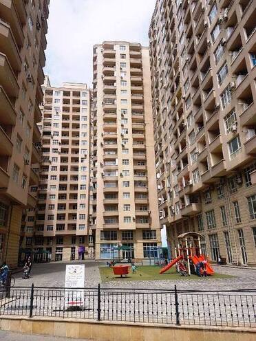 3-комн. новостройка - м. 8 ноября - 157 м² (1)